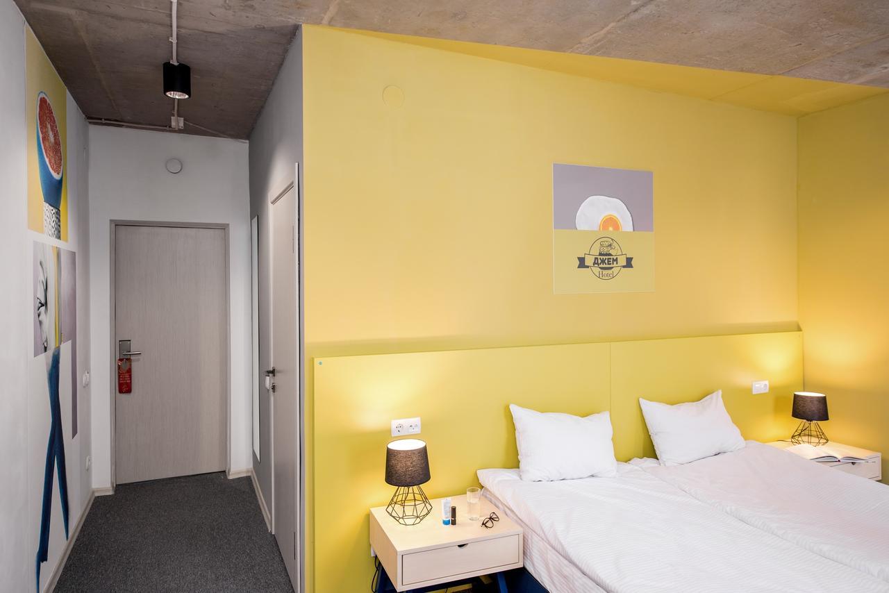 Jam Hotel Hnatyuka Lviv Ngoại thất bức ảnh