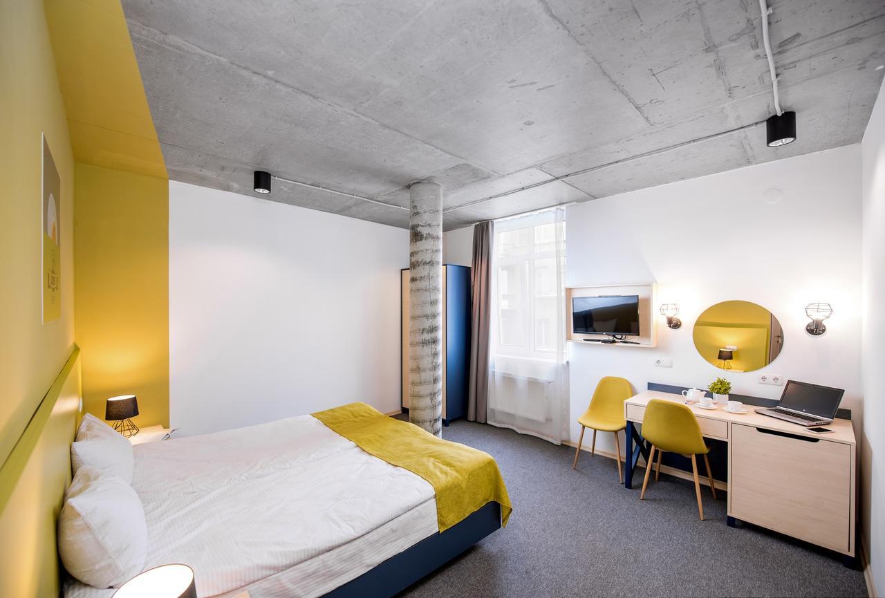 Jam Hotel Hnatyuka Lviv Ngoại thất bức ảnh