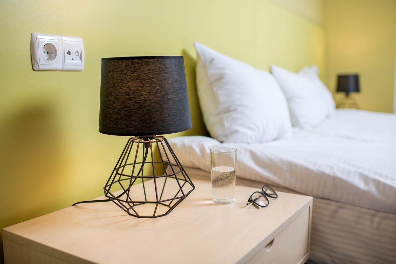 Jam Hotel Hnatyuka Lviv Ngoại thất bức ảnh