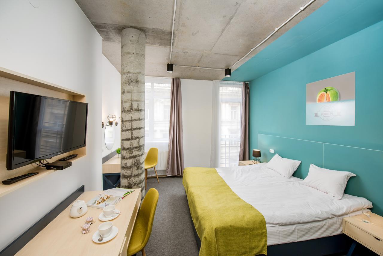 Jam Hotel Hnatyuka Lviv Ngoại thất bức ảnh