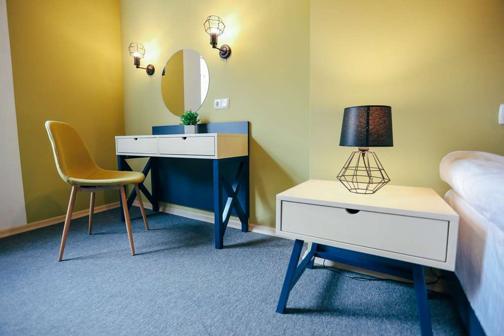 Jam Hotel Hnatyuka Lviv Phòng bức ảnh