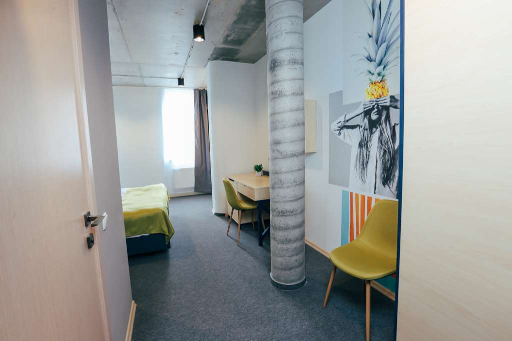 Jam Hotel Hnatyuka Lviv Phòng bức ảnh