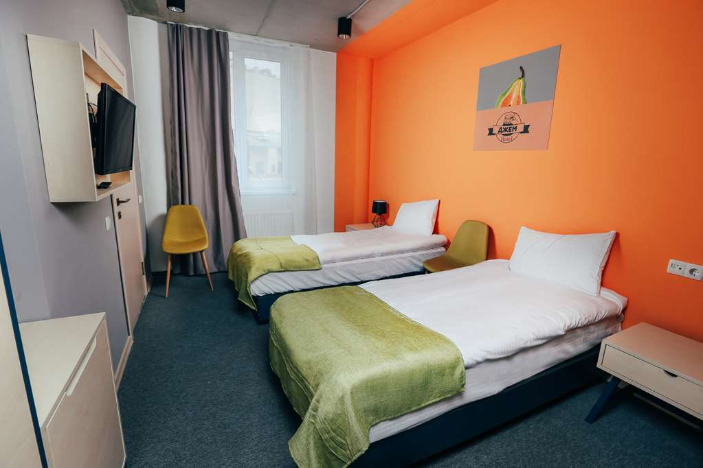 Jam Hotel Hnatyuka Lviv Phòng bức ảnh
